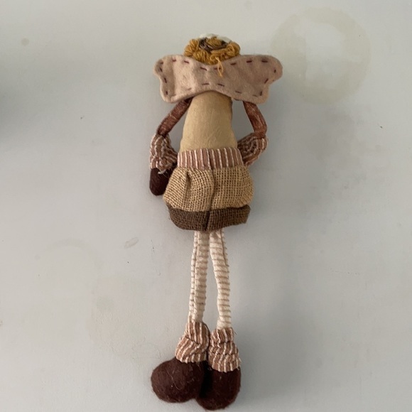 Vintage Folk Art Shelf Sitter Angel Christmas Decor - Picture 6 of 8